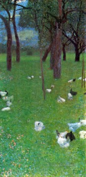 ギュスターヴ・クリムト Painting - 聖アガタの鶏がいる雨上がりの庭 グスタフ・クリムト